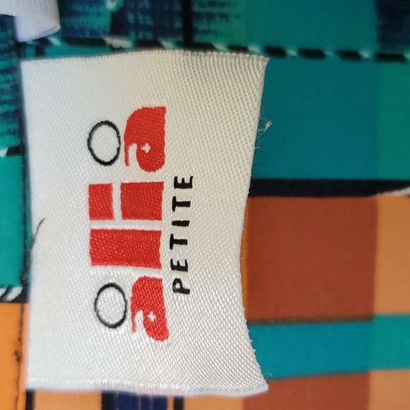 3/$30 Alia Petite Long Sleeve Button Down Blouse - Picture 4 of 5